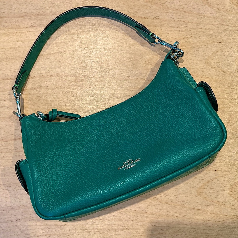 COACH - Y2k Style- Pennie Shoulder Bag 25